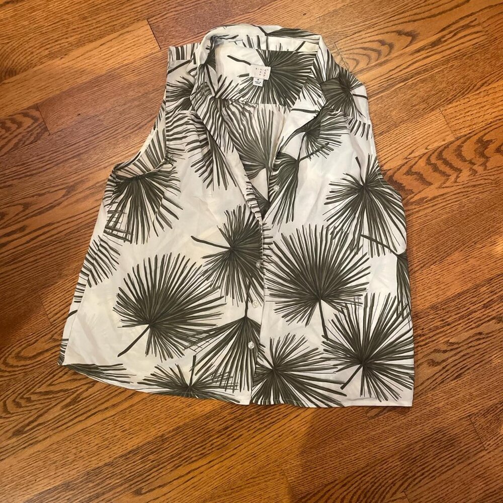 Size Medium Palm Leaf Print Blouse